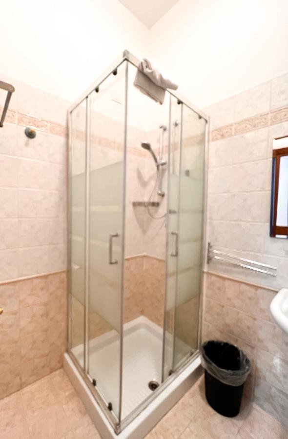 Alius And Freerome Hotel 2*