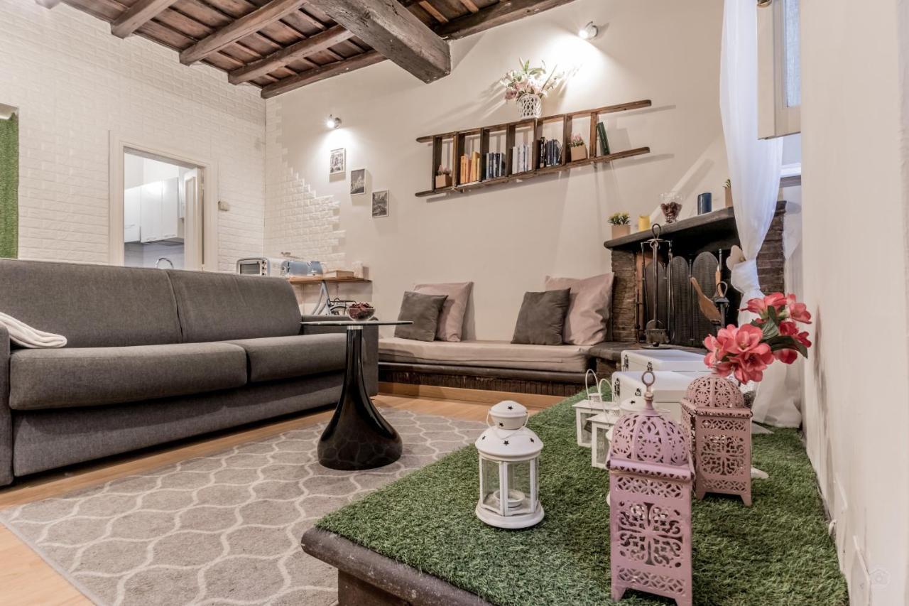 Trevi Fountain Garden Apartment Rome