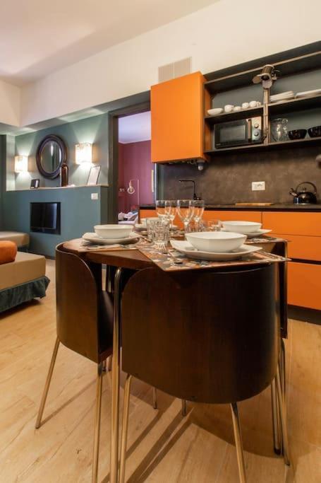 Rasella44, * Roma