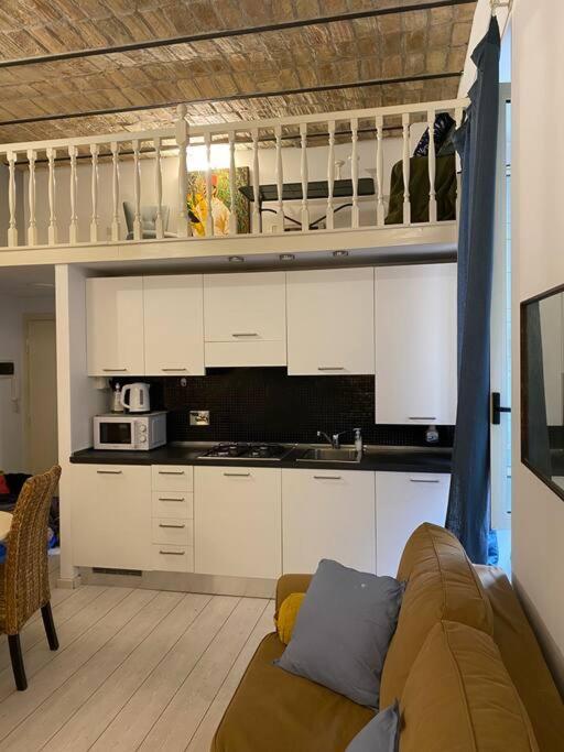 Paola Colosseum Iii Apartment *