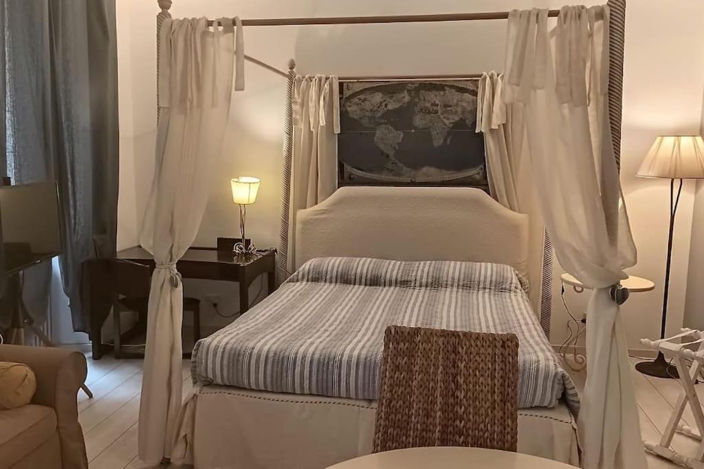 Paola Colosseum Iii Apartment
