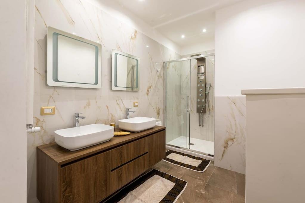 Apartamento Colosseum 10steps Away, Marco Aurelio Luxury House Roma