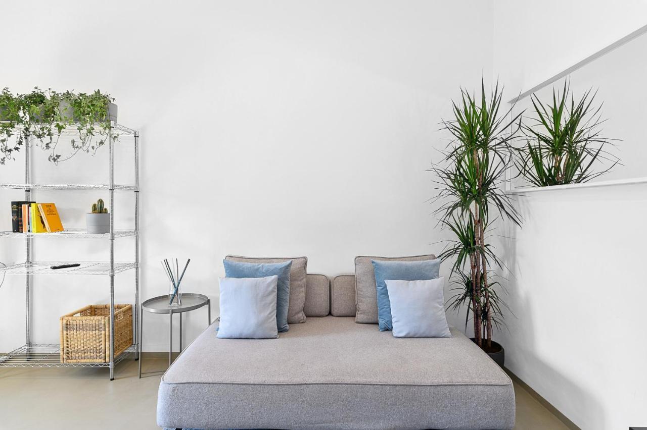 Apartamento Modern & Cozy With Balcony