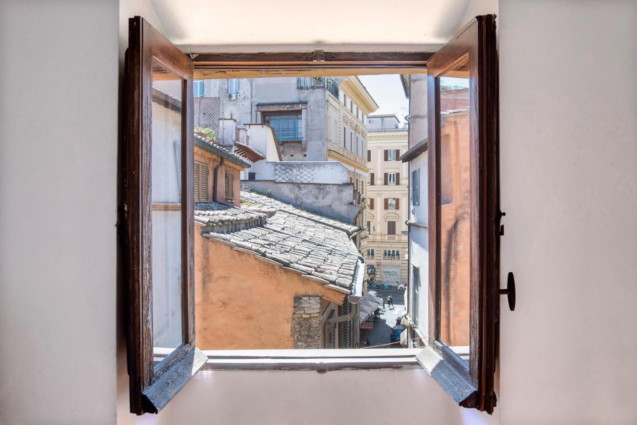 Savelli Attic Apartment Rome
