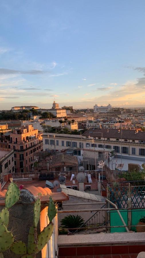 Spanish Steps View Apartment Rome