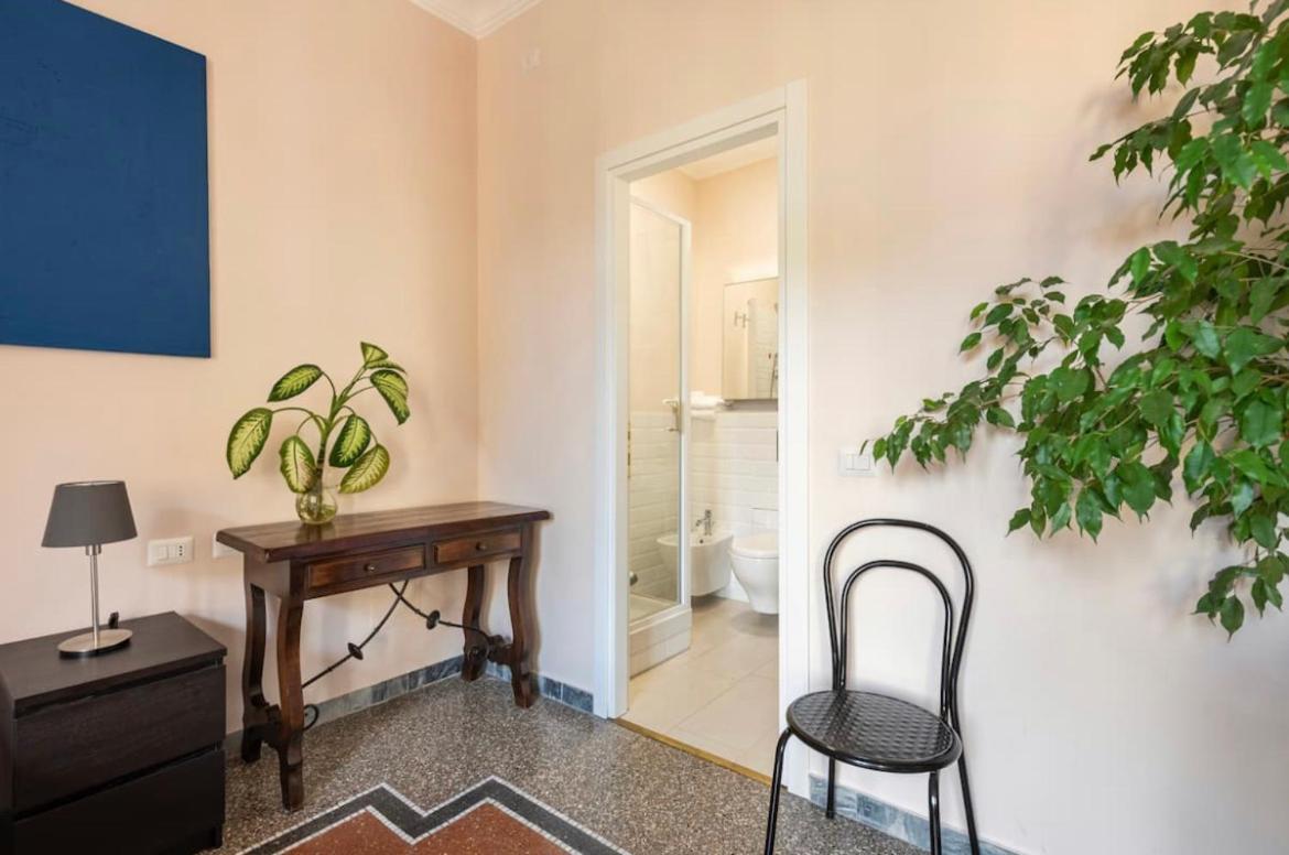 Private * Roma