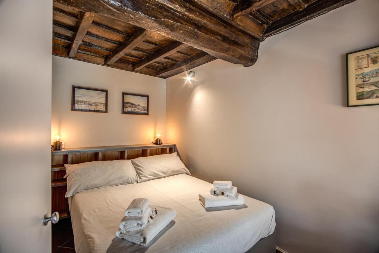 Cartari Apartment Rome