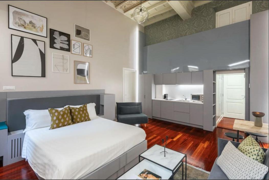 Croce Aparthotel *