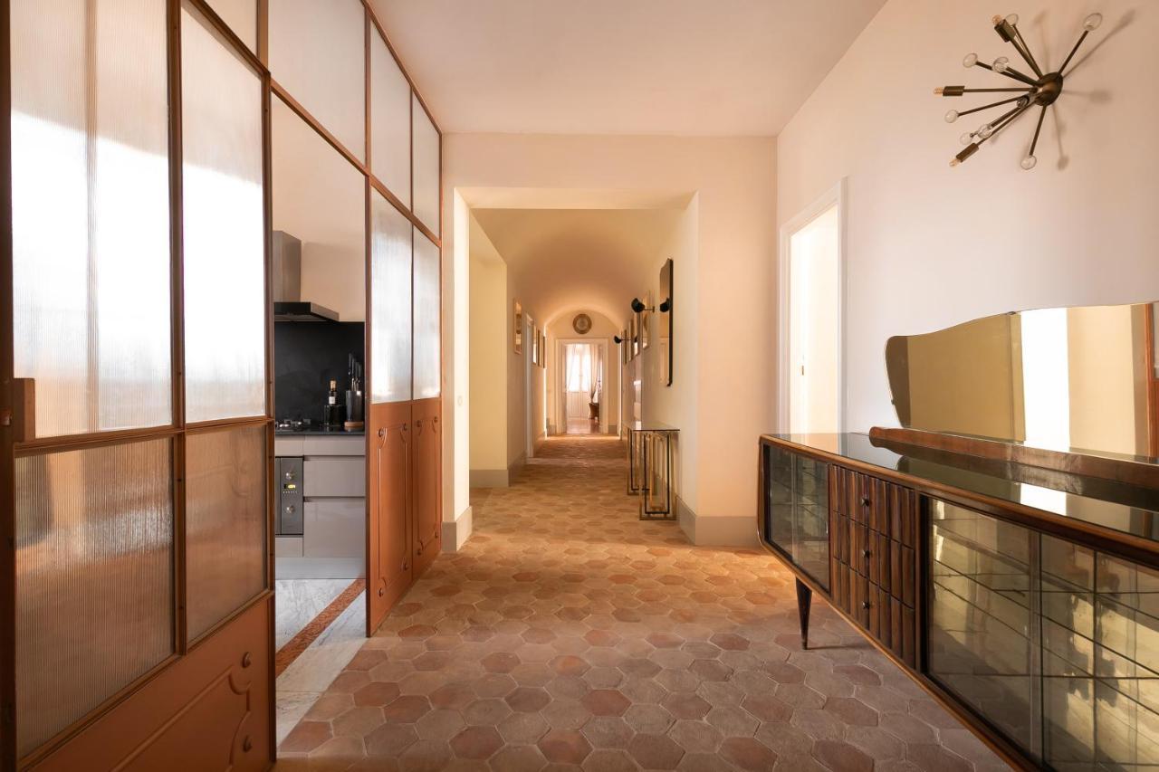 Casa Madama, A Burghesius Home * Rome