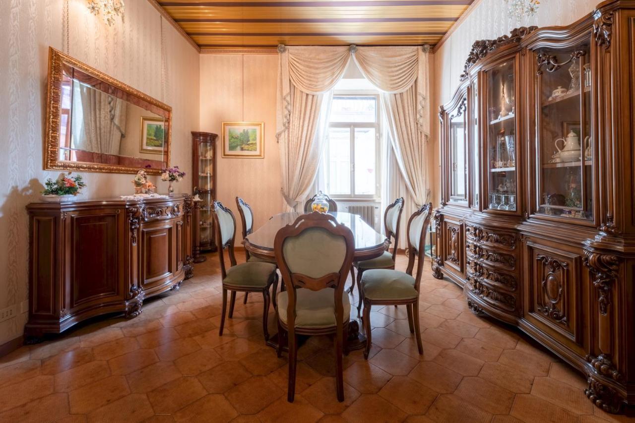 La Casa Di Stoffa * Rome