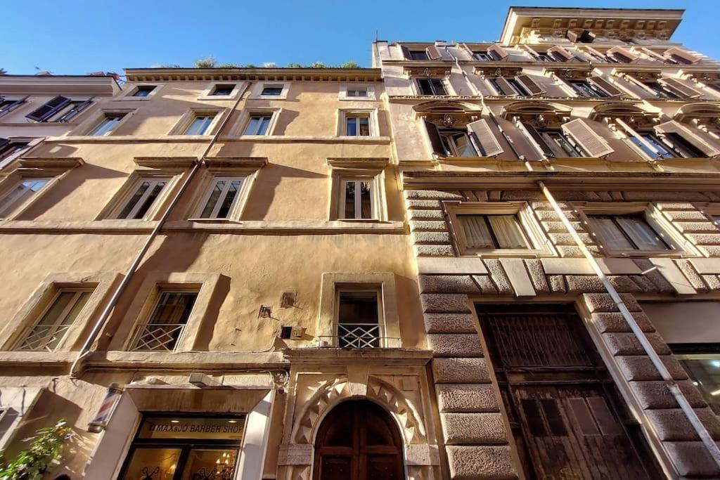 Navona Elegant Two Bedroom Apartment