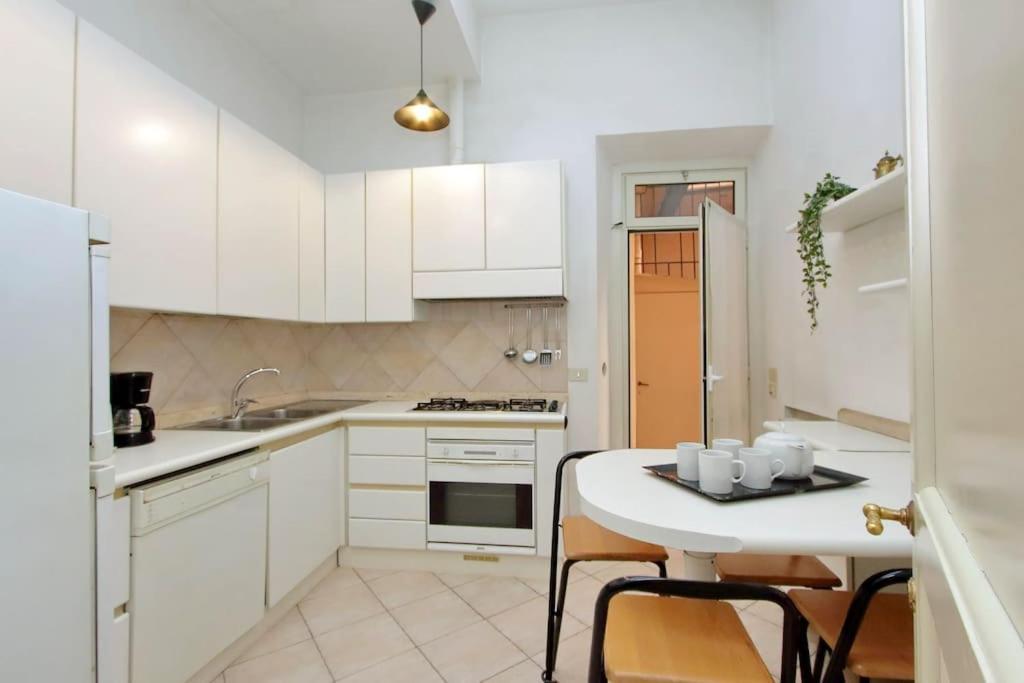 Navona Elegant Two Bedroom Apartment