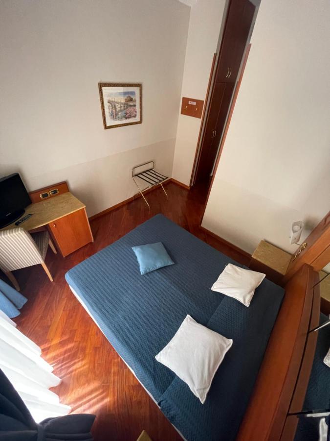 3rd Floor 69 Manin Street Guest house *