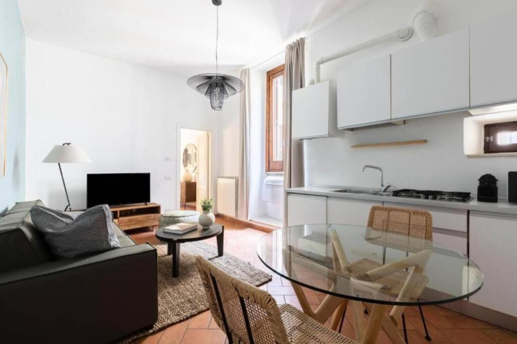 Daplace - Emilia Roma