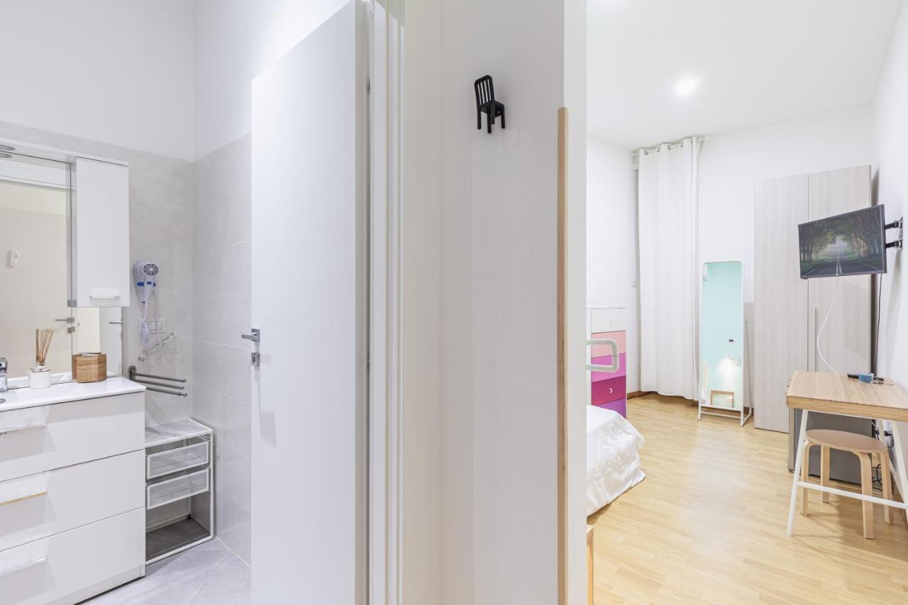 Alloggi Costantini Metro Battistini Guest house