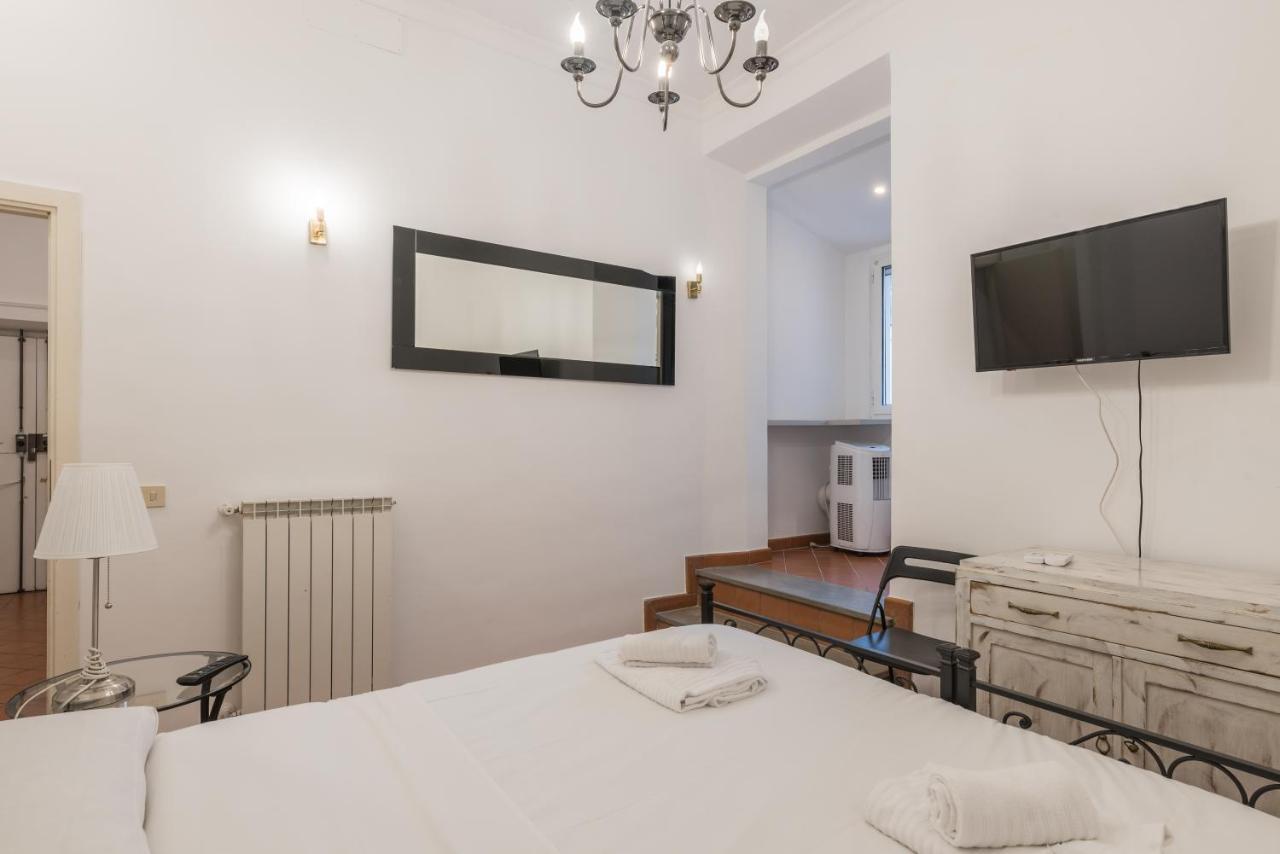 Joivy Trevi Fountain's Relais Apartment Rome
