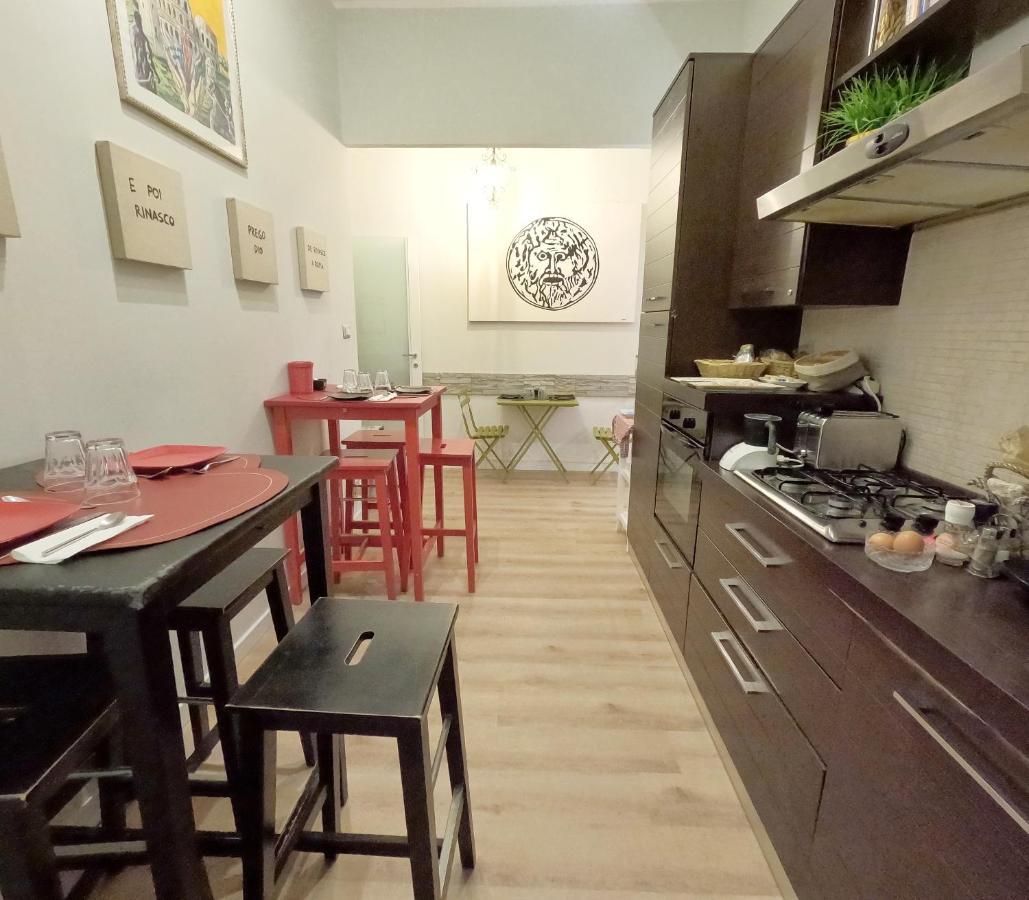 Vatican Luxury Corner Apartment Rome