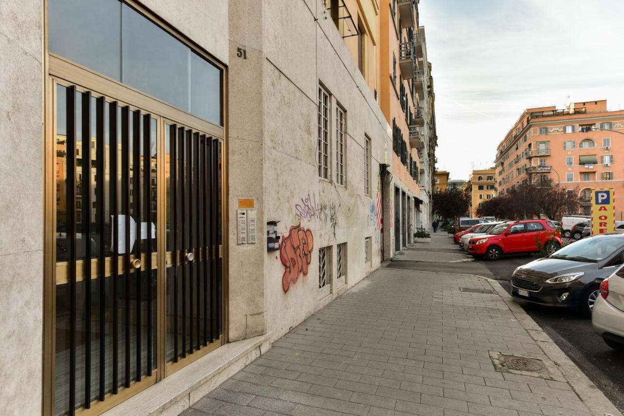 Classic In Re Di Near The Metro * Rome