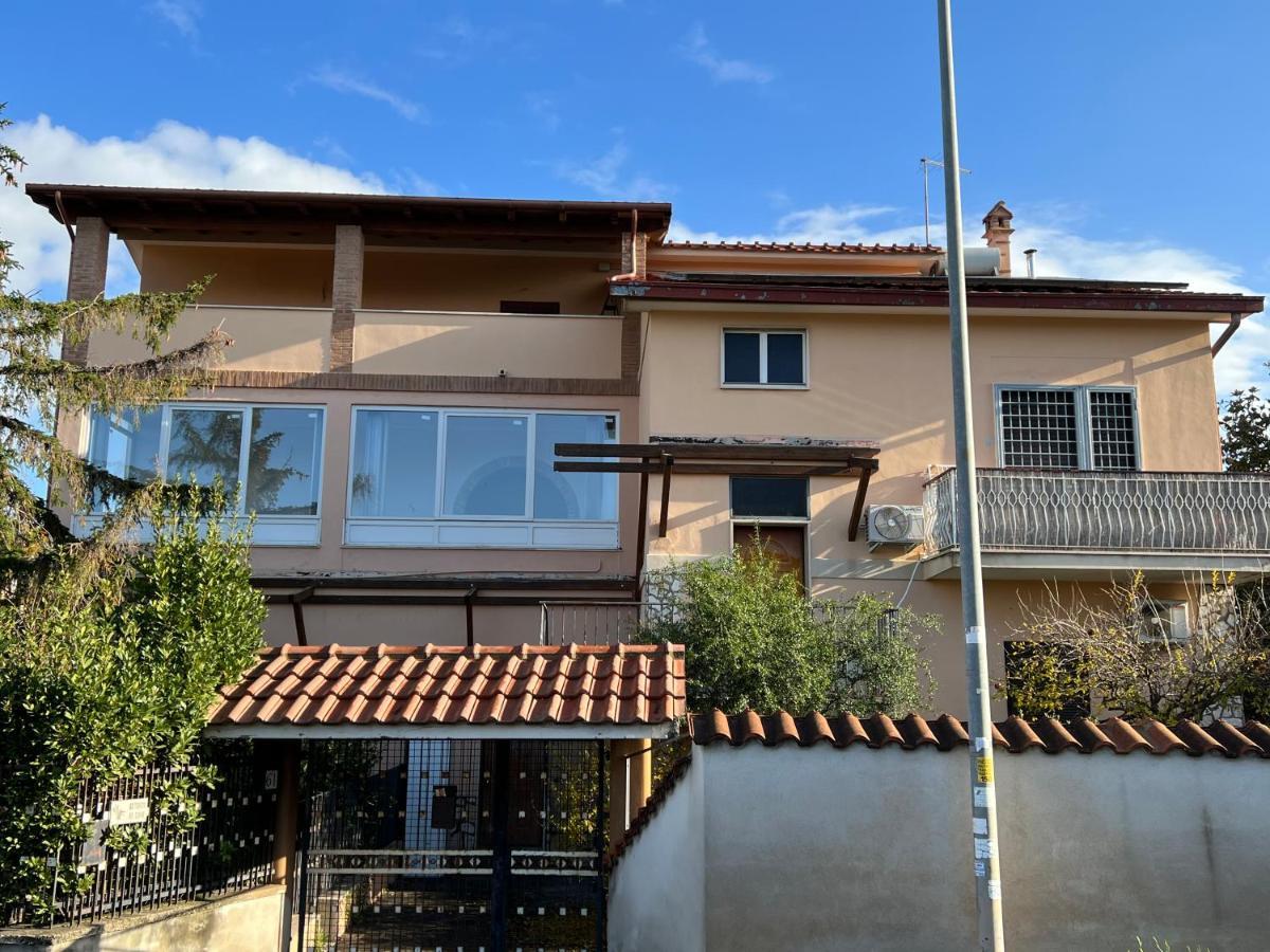 Villarussoroma Guest house *