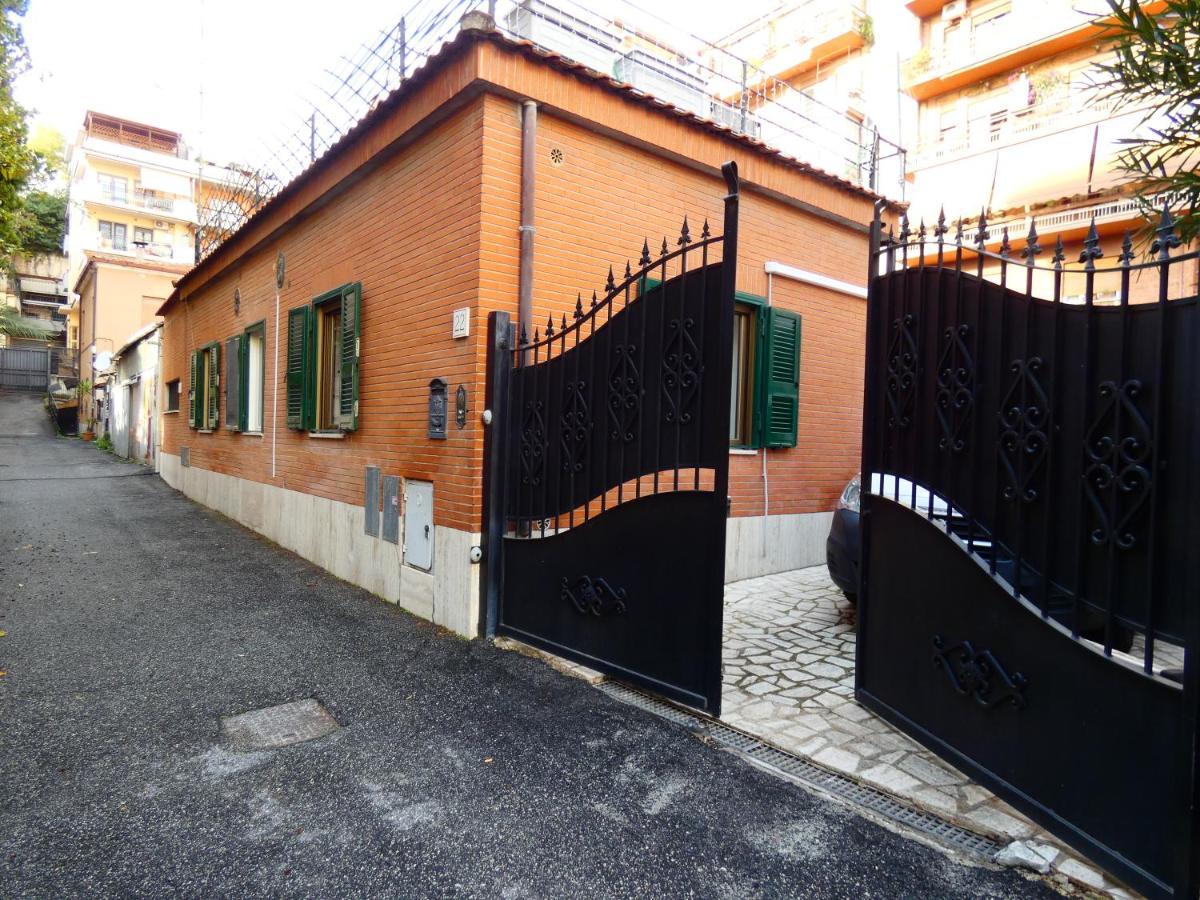 Le Dimore Di Esiodo * Rome