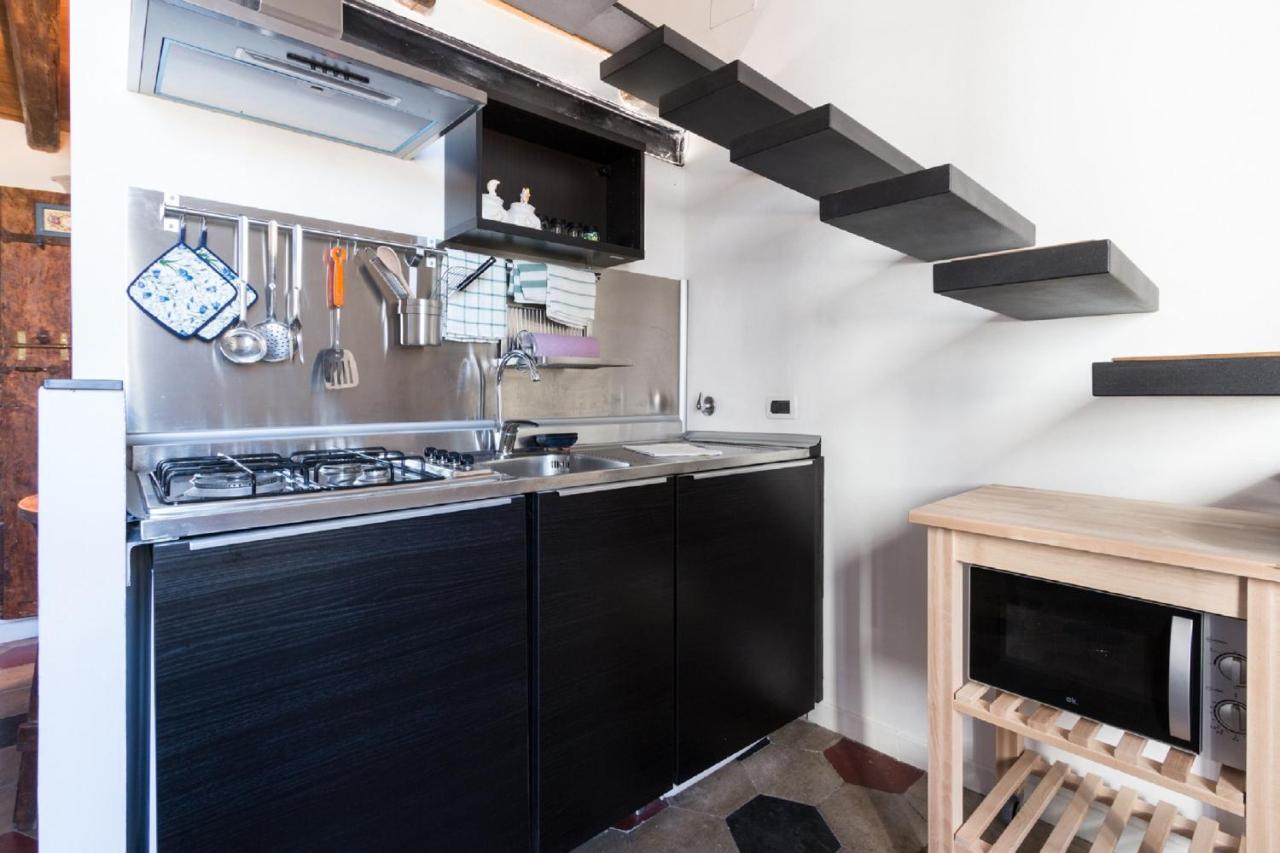 Apartment Sunny Navona Square Rome