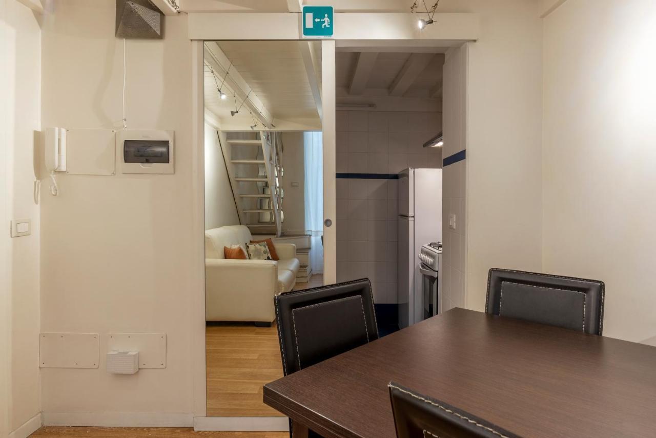 Parlamento Modern Apartment