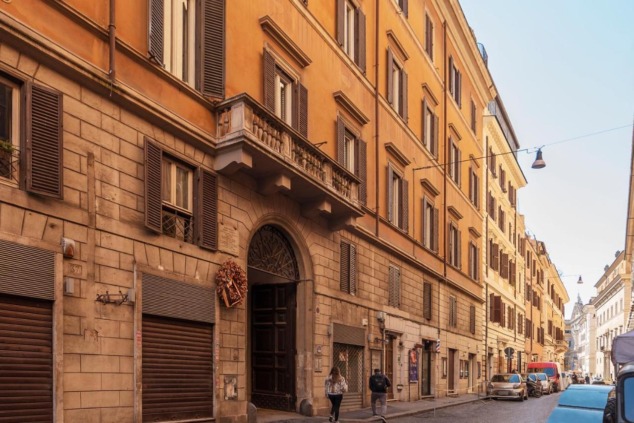 Parlamento Modern * Rome