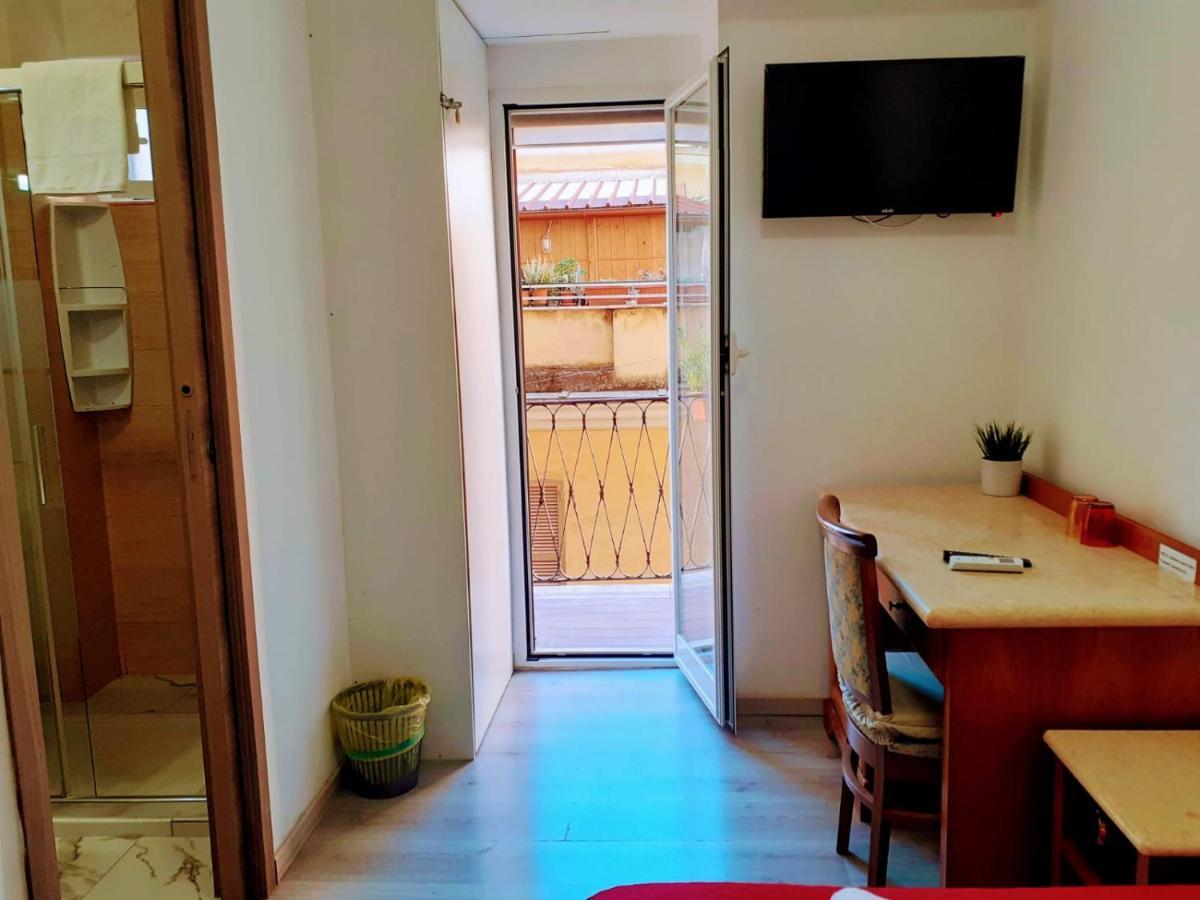 Casa de hóspedes Napoleone Luxury *