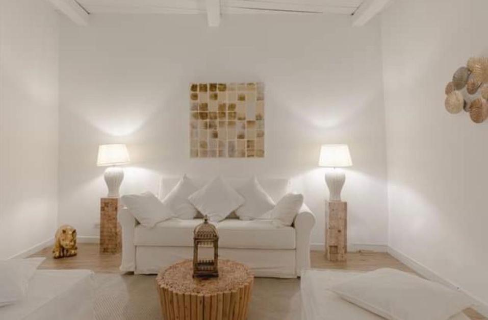 Campo Dei Fiori Grotte 40 Apartment *