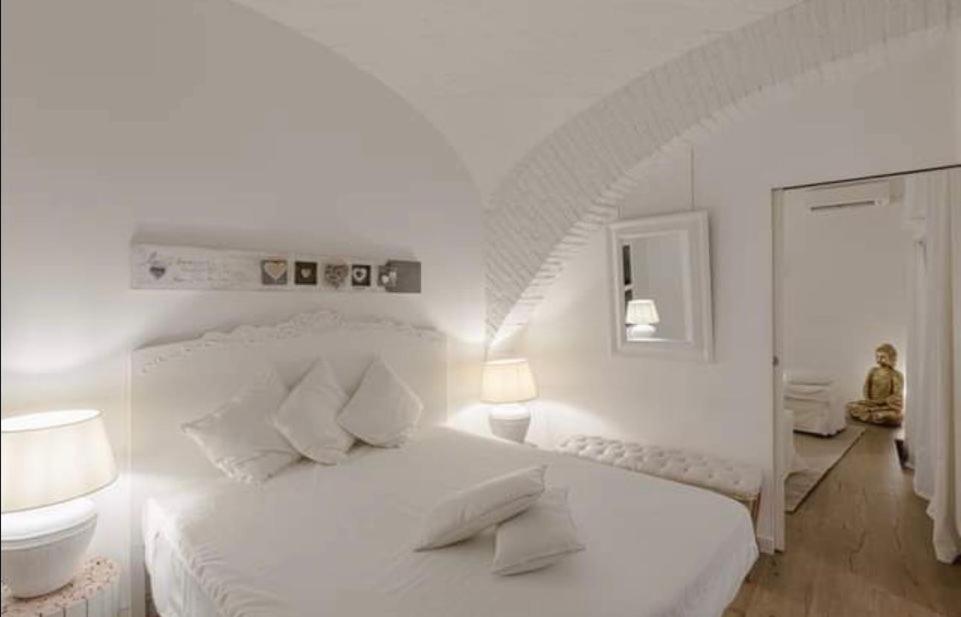 Campo Dei Fiori Grotte 40 Apartment