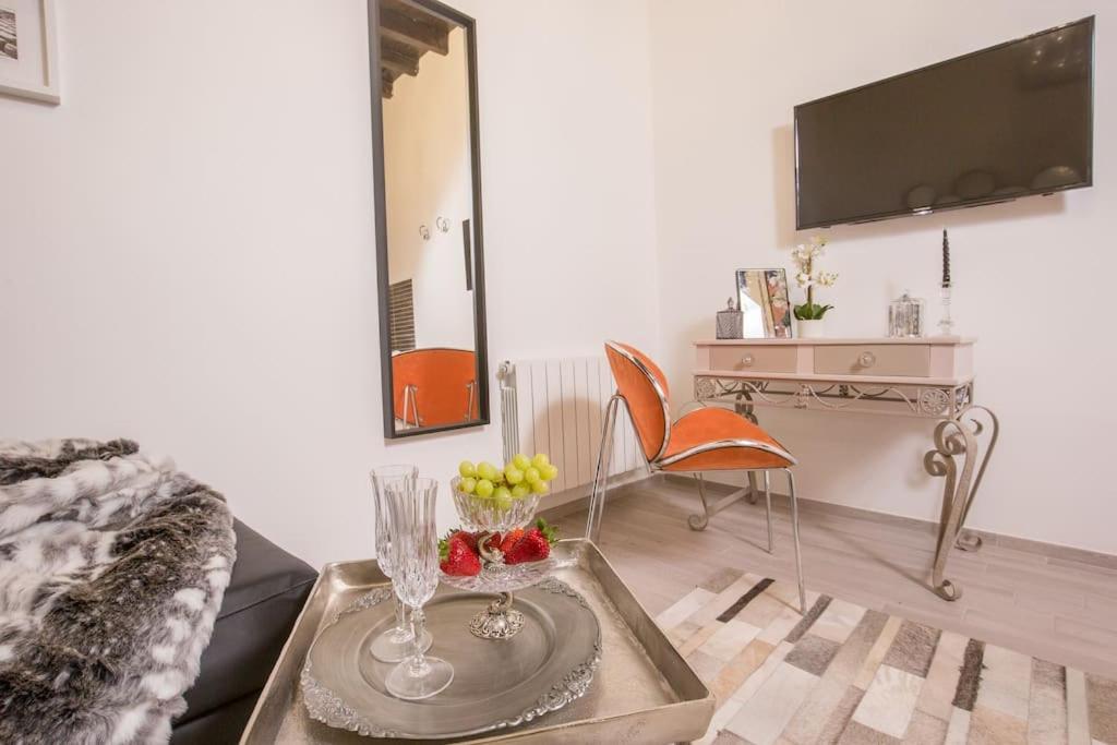 Apartment Girolamo's Jacuzzi Place