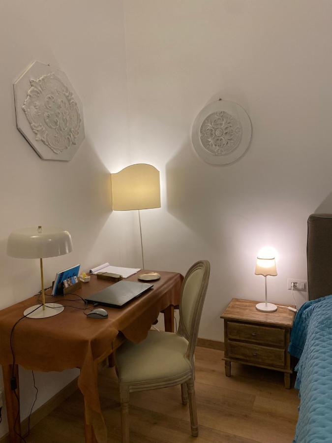 Domus Alfieri Al Colosseo Appartement *