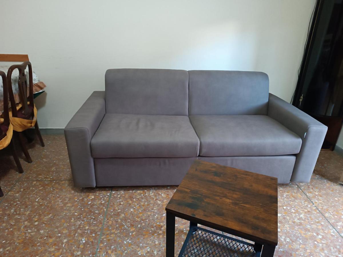 Hortis Apartment, 5 Persone, 2 Camere, Balcone, Metro C E Tram Per Il Centro