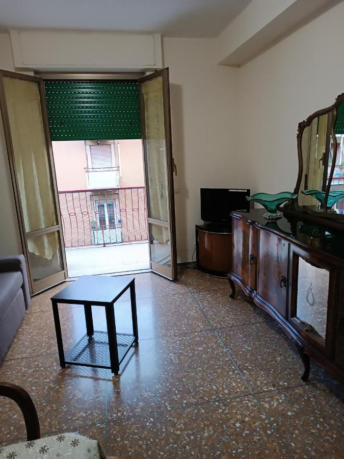 Hortis Apartment, 5 Persone, 2 Camere, Balcone, Metro C E Tram Per Il Centro Appartamento *