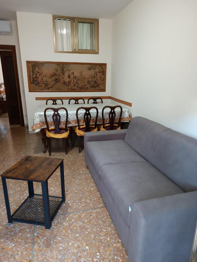 Hortis Apartment, 5 Persone, 2 Camere, Balcone, Metro C E Tram Per Il Centro Appartamento Roma