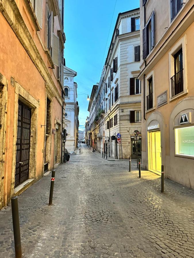 Apartment Pantheon Palazzo Nari Rome