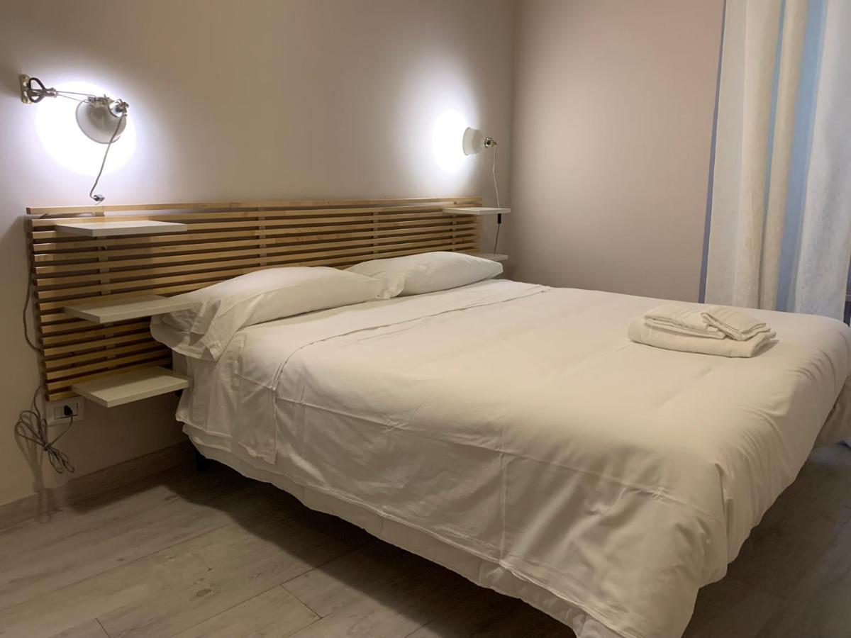 Cavour's Rome