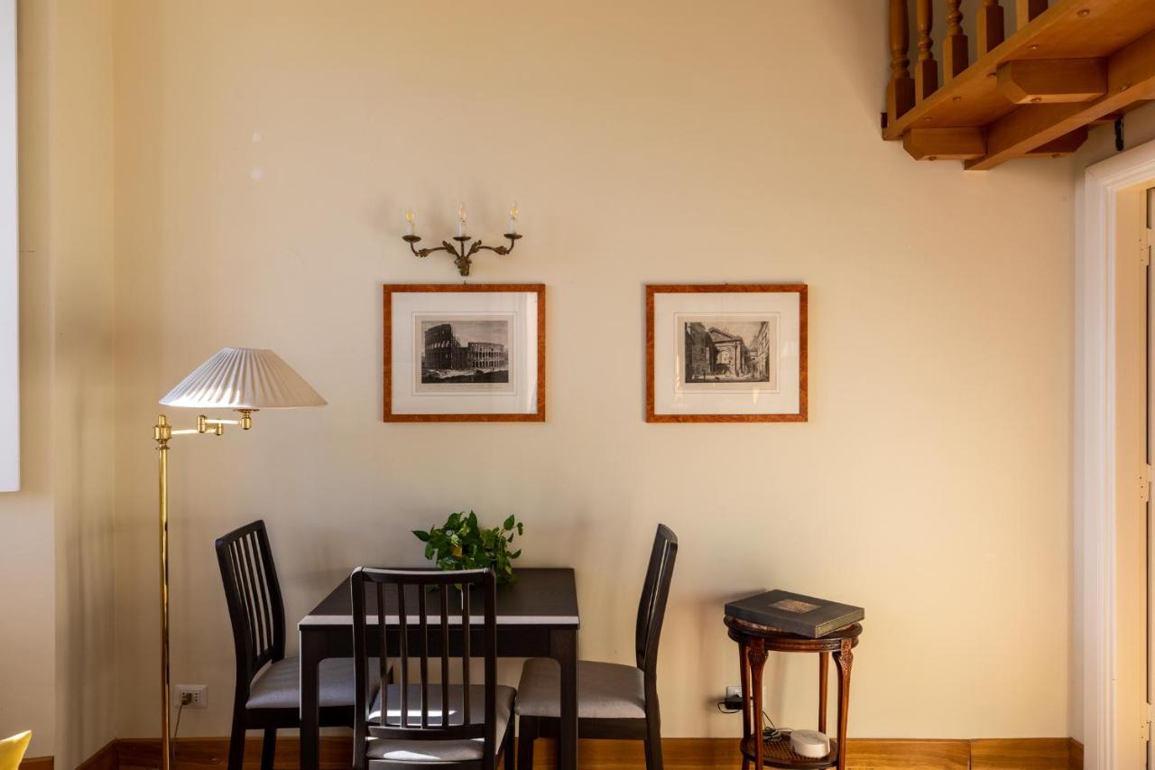 Iflat The Roman View Apartment