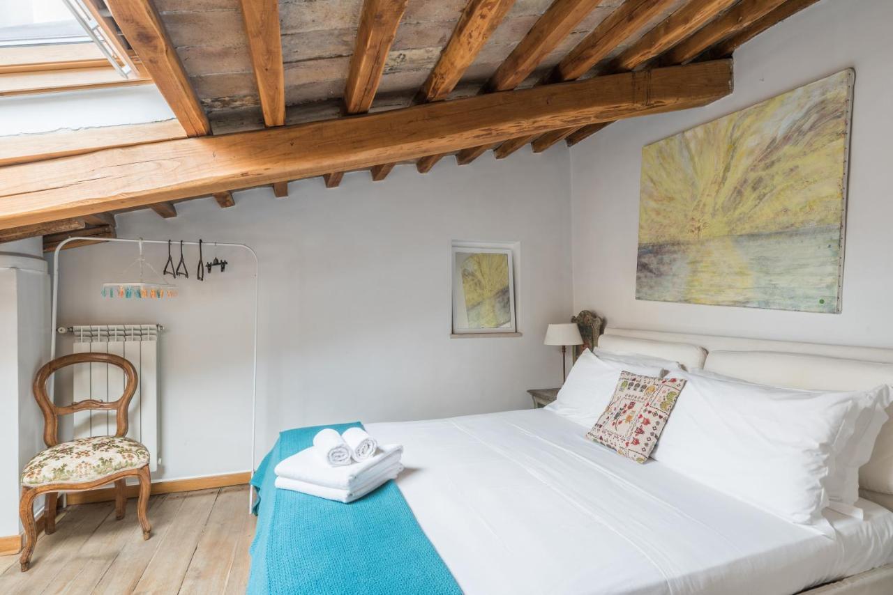 Cozy Wooden Apt In Piazza Navona * Rome
