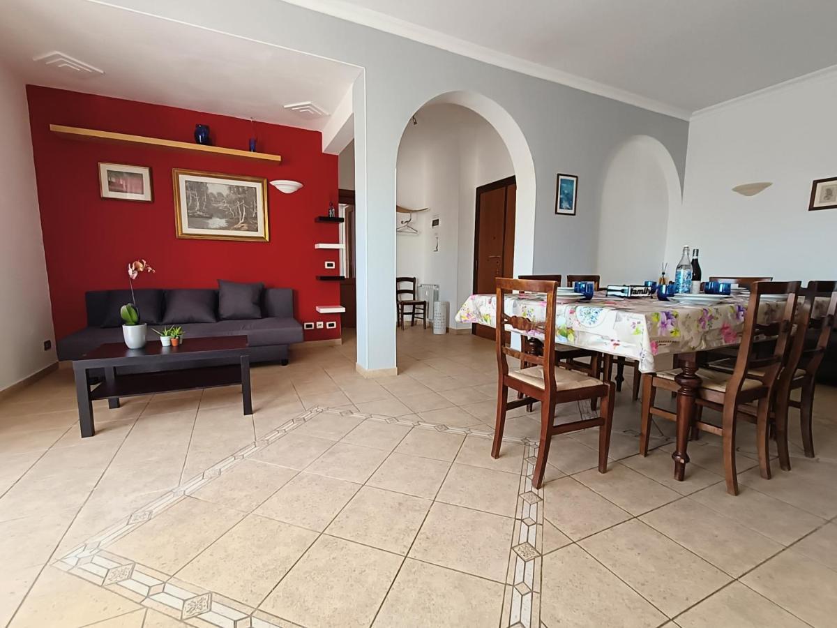 Avellini - Delightful And Spacious With Terrace - Near Metro A Cornelia Roma