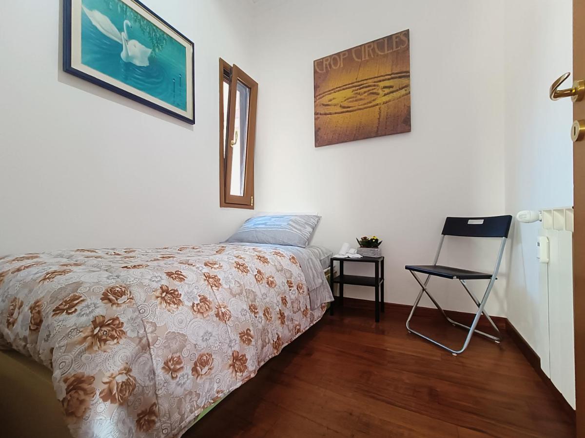 Avellini - Delightful And Spacious With Terrace - Near Metro A Cornelia *