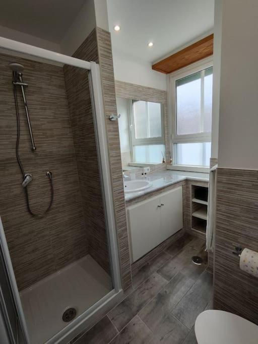 Appartement White & Wood House In *