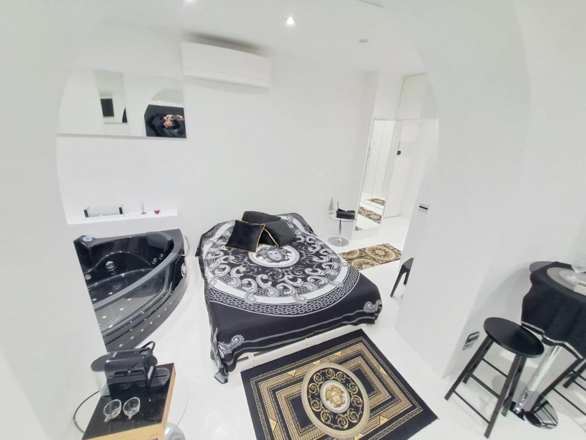 Angel & Demon Appartement *