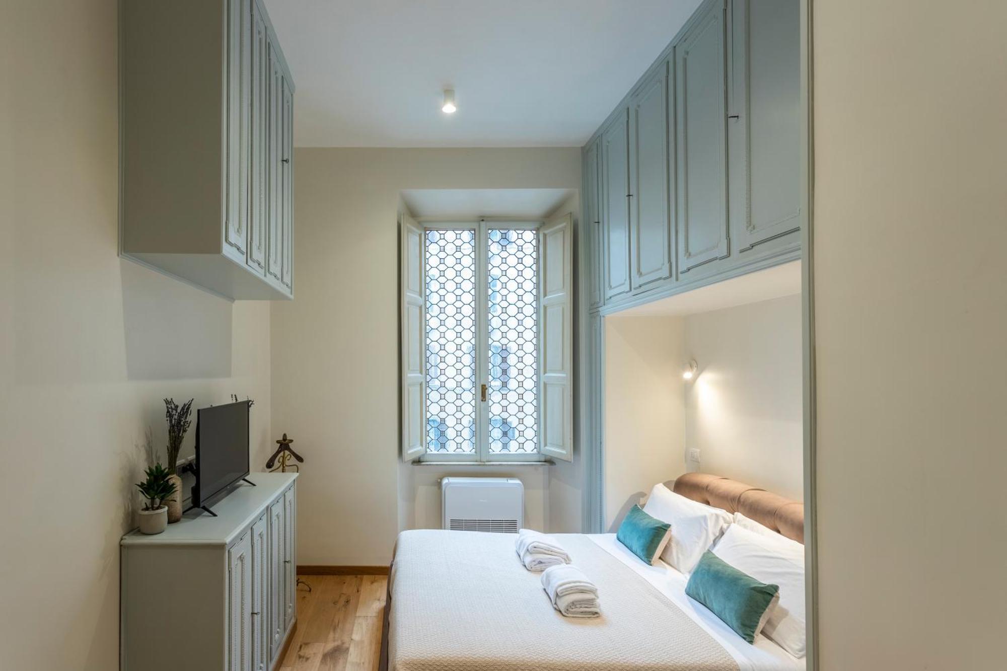 Luxury Cola Apartment Rome