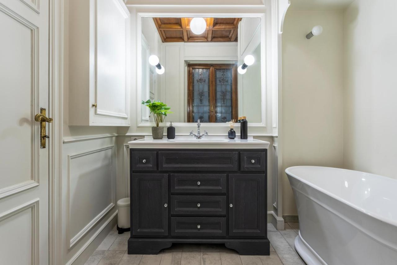 Luxury Cola Apartment Rome