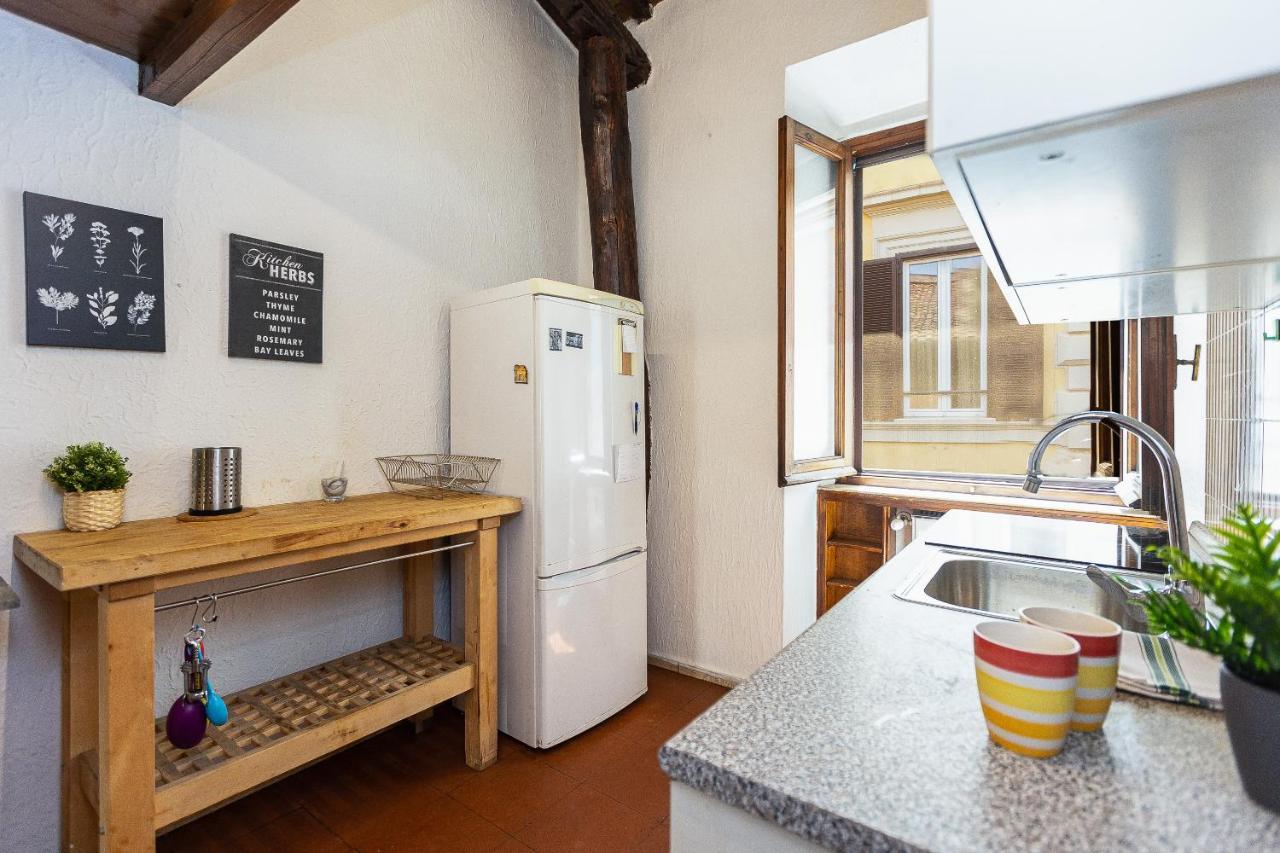 Ciambella Terrace-rental In * Rome