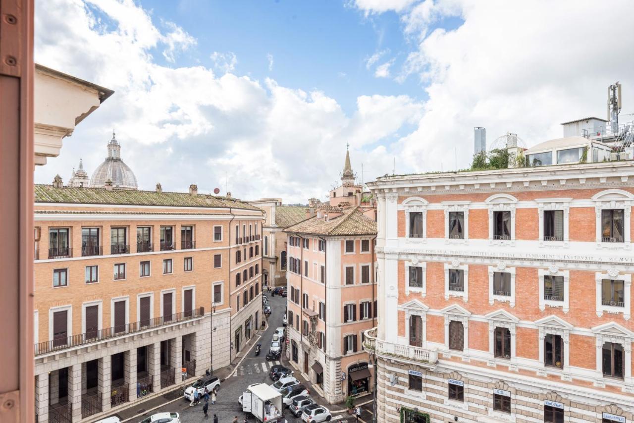 Cozy Wooden Apt In Piazza Navona * Rome
