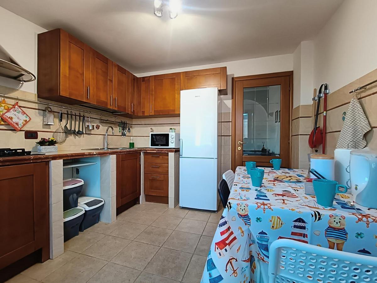Avellini - Delightful And Spacious With Terrace - Near Metro A Cornelia