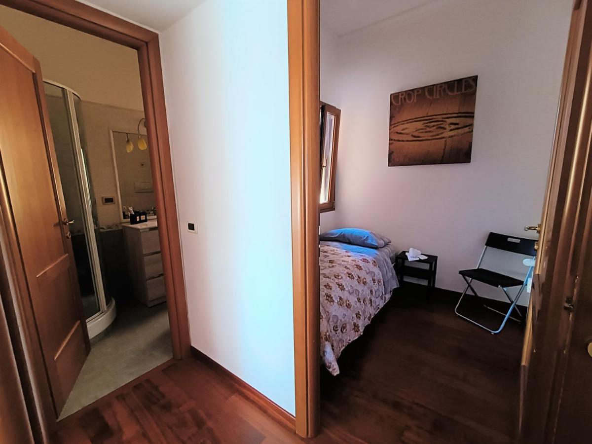 Appartamento Avellini - Delightful And Spacious With Terrace - Near Metro A Cornelia