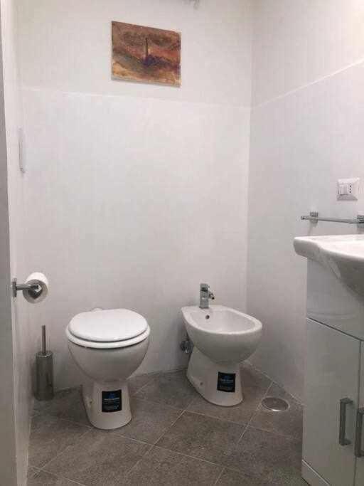 Rhome Away Tittoni